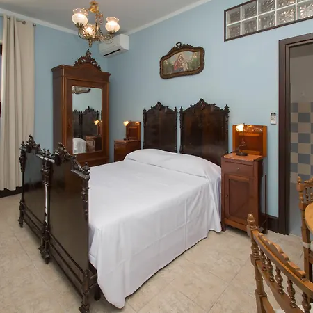 Papyrus Farmház Szirakúza