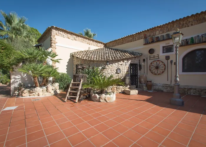 בית חווה Papyrus סירקוזה