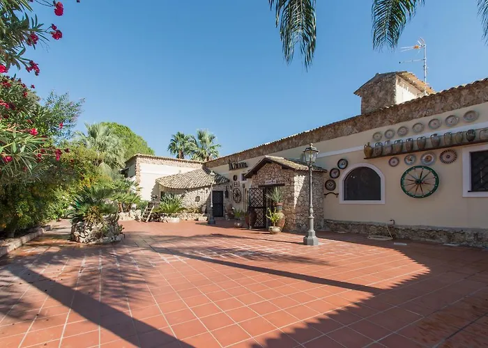 בית חווה Papyrus סירקוזה